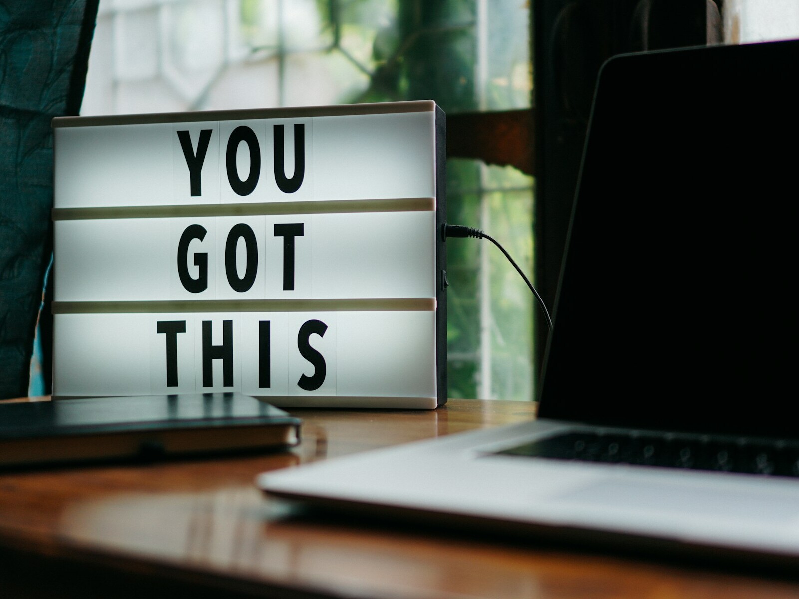 you got this signage on desk